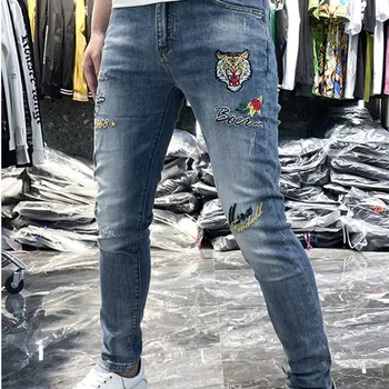 Cap De Tigru Broderie Jeans Mens Trend Blugi De Designer Masculina 2022 Europene De Moda Streetwear Blugi Hombre Blugi Denim Bărbați